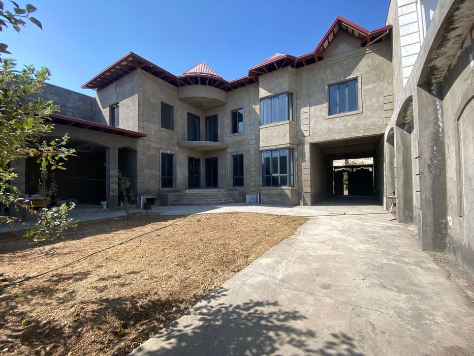 Юнусабадский районда  6 сотих евро Участка сотилади