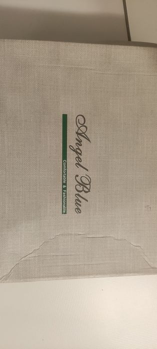 Vând  Botine  piele naturală crem