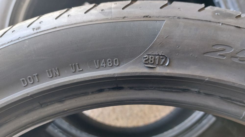 Спорт пакет 255/40/19 - 275/40/19 Pirelli P Zero 4 броя