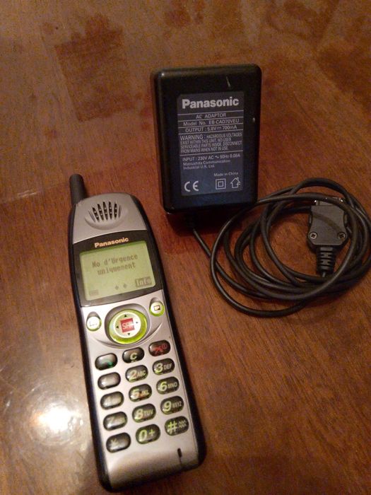 Мобилен телефон Panasonic