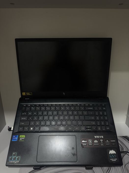 Acer Nitro V15 Obsidian