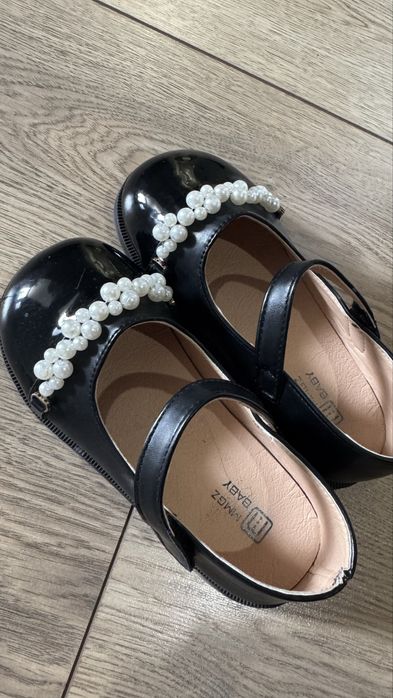 Продам Туфли черные