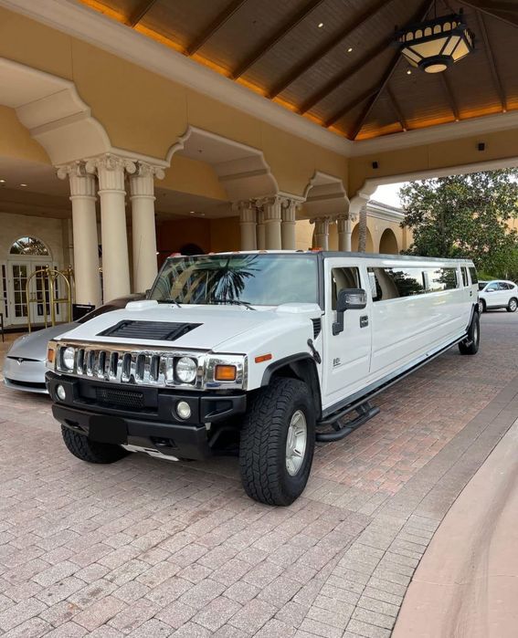 Limuzina Hummer H2 De Inchiriat