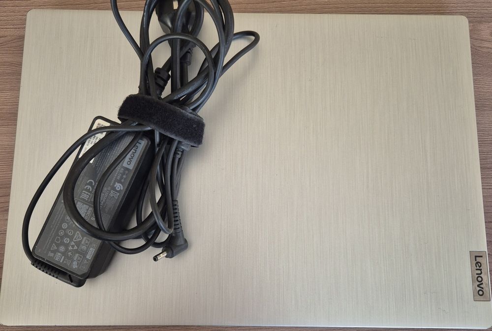 Ноутбук Lenovo Idea pad 3 15/ML05