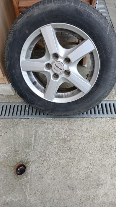 Set de roti (4 anvelope + jante de aliaj) 195/65/R15 Hankook