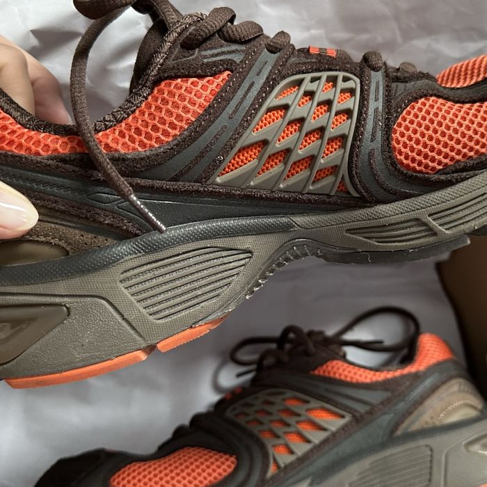 продам кроссовки ZARA