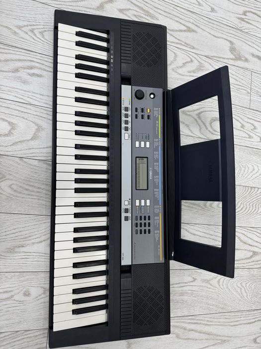 Orga Yamaha YPT-240- stare foarte bună