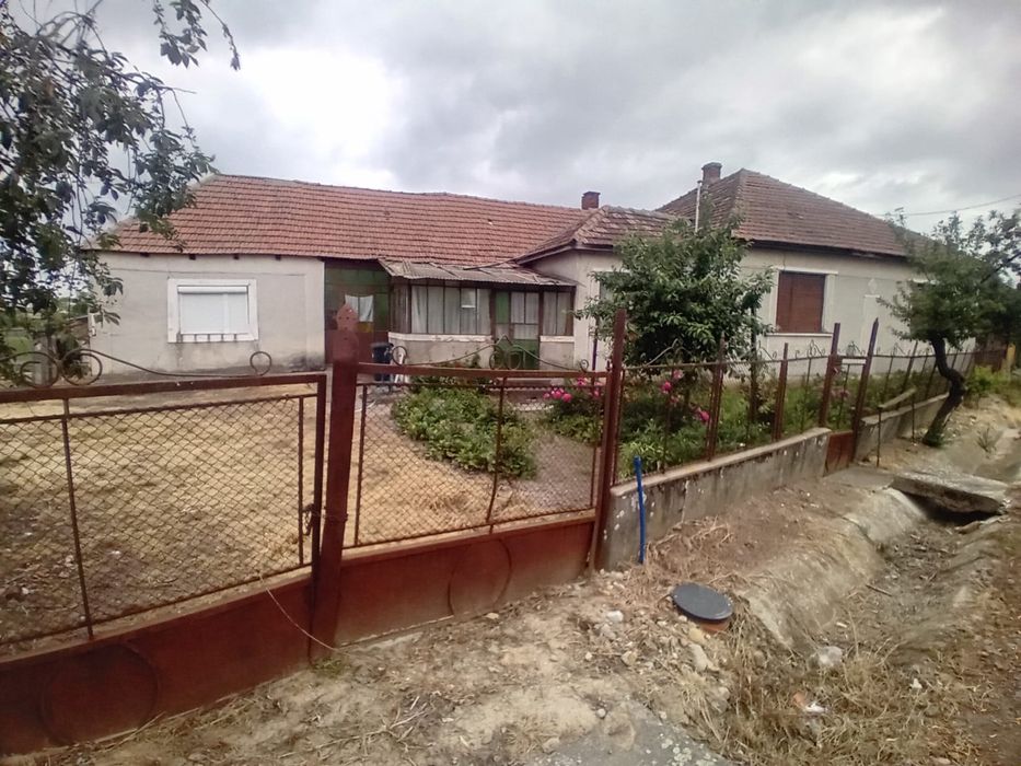 De vanzare casa spatioasa in Berveni