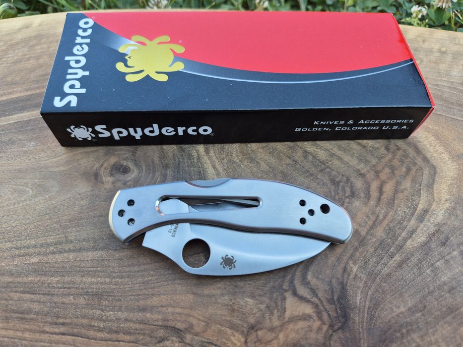 Сгъваем нож Spyderco Harpy C08 с метална дръжка