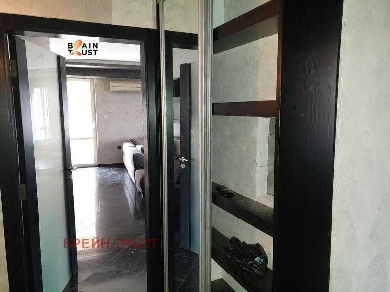 Продава се Тристаен апартамент в София, Полигона - 110 кв.м за 1637 €/кв.м - Снимка #3