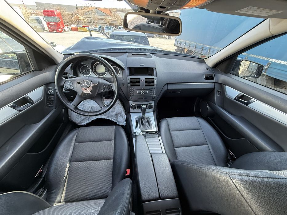 На Части Mercedes C180 CGi Автомат/ комби