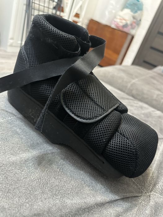 Барука. Ботинок послеоперационный