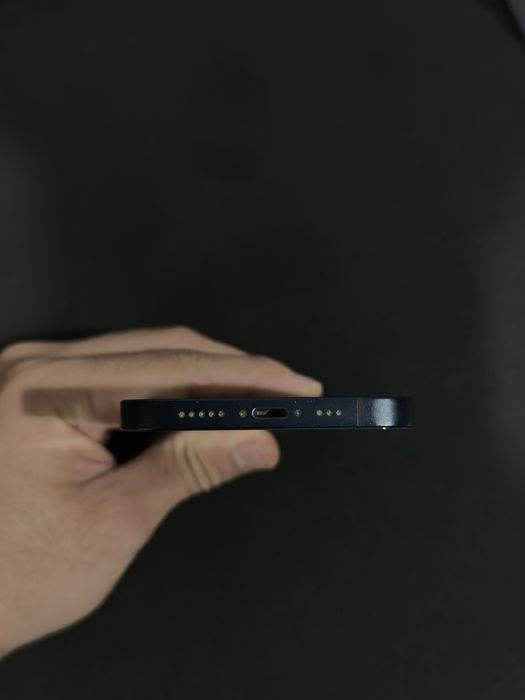СРОЧНО ПРОДАМ! Айфон 12 ,128 гб черный iPhone 12
