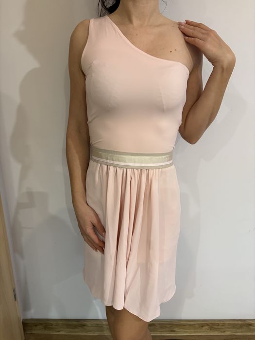 Красиви рокля Amia/Амия, Avin