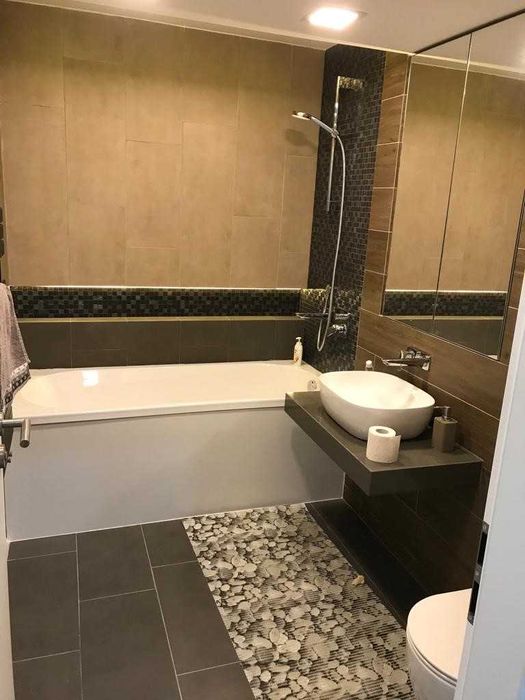 Proprietar, ofer spre inchiriere unei studente sau cuplu tanar apartament 2 camere Brasov bloc Cosmopolit langa Aula Universitatii