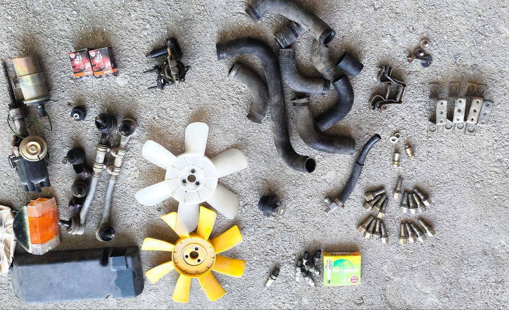 ВАЗ эхтиет кисмлар (запчасти) сотилади