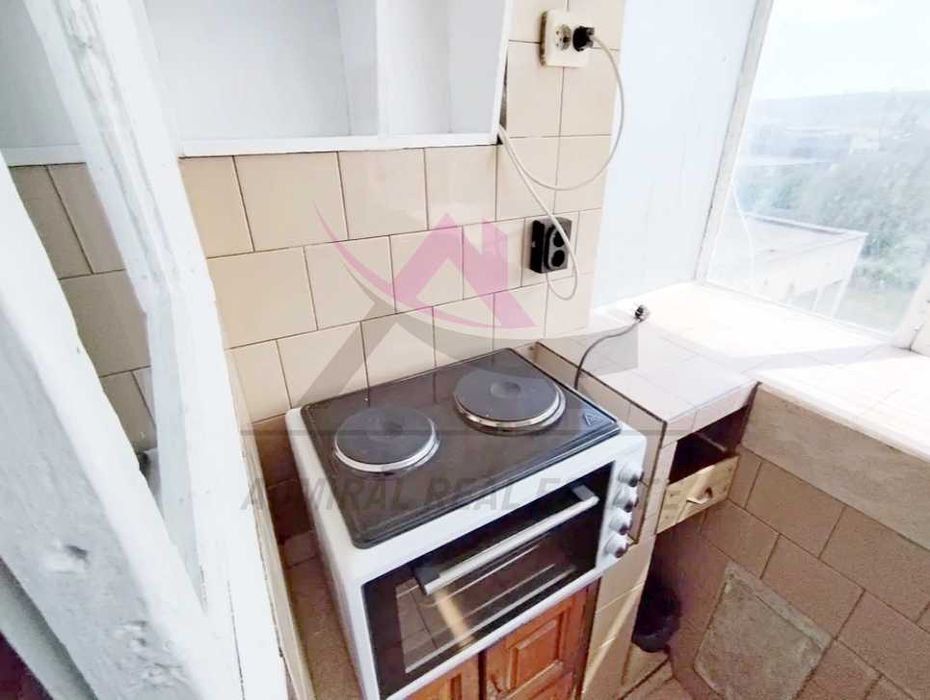 Дава се под наем Едностаен апартамент в Варна, Погреби - 37 кв.м за 256 € - Снимка #2