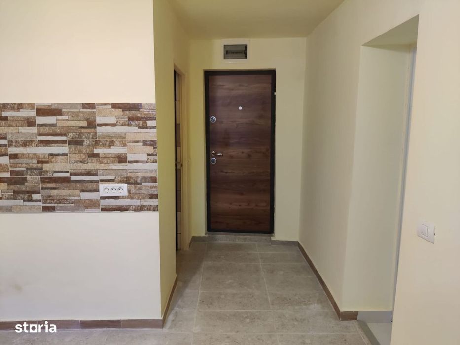 Apartament 2 camere la demisol 43 mp - Hasdeu / Central