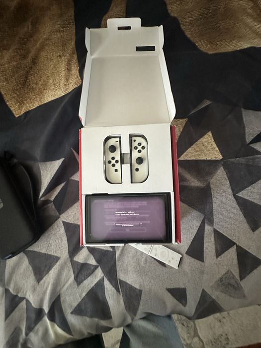 Nintendo switch Oled 64GB+Игра+Калъф