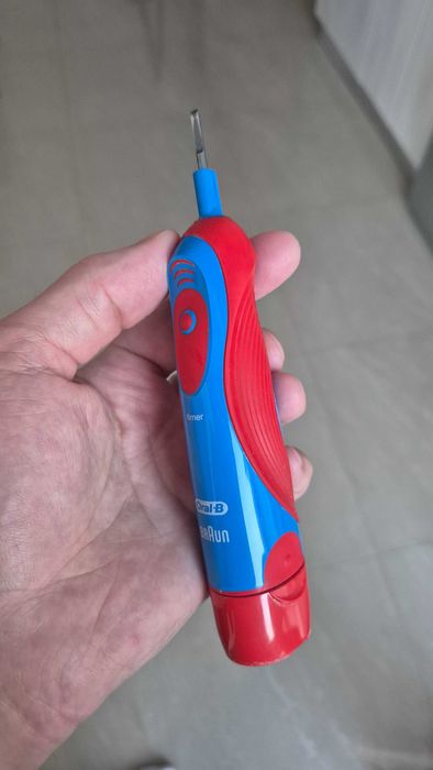Periuțe de dinți electrice Oral-B Braun – pe baterii – pentru copii