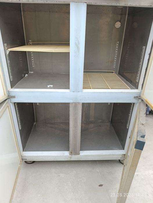 Промышленные холодильники 2 штуки б/у рабочие