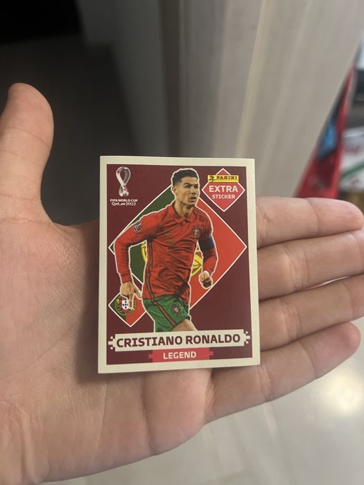 Cristiano Ronaldo extra sticker panini 2022 world cup