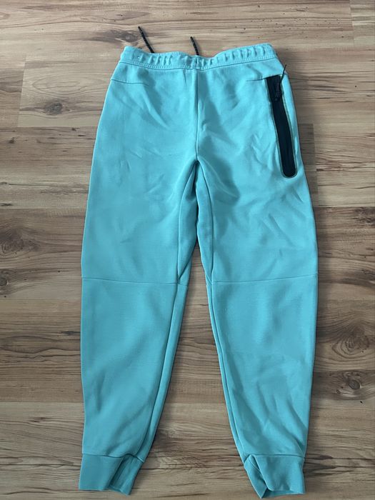 Nike tech fleece