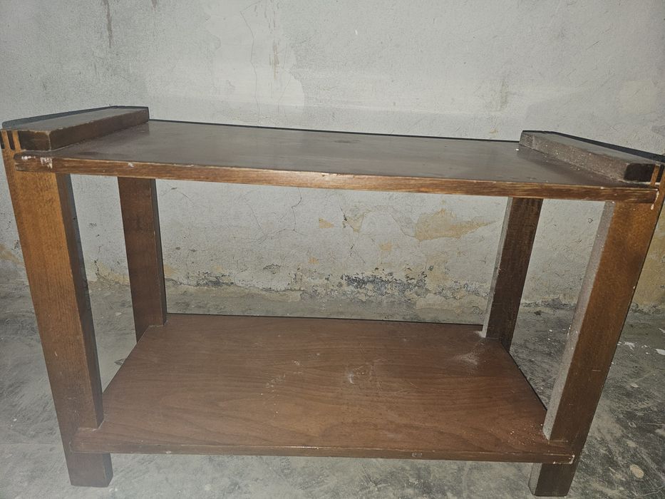 vand masuta cafea, cuier din lemn și masa de bucatarie