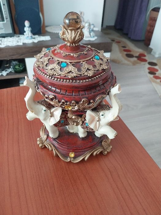 Vind bibelouri vechi