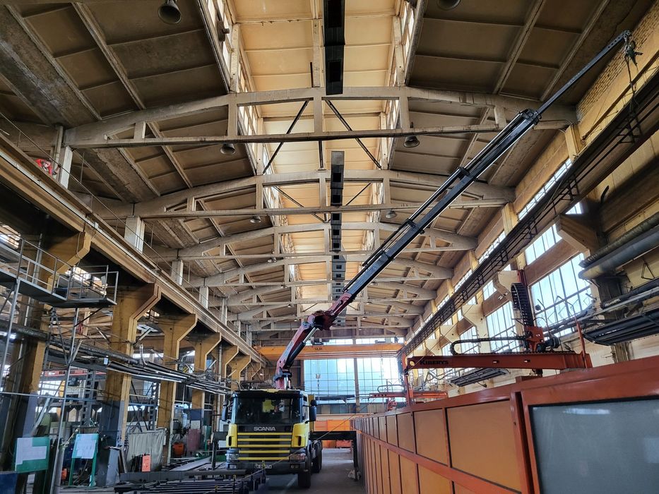 Транспортна услуга с кран