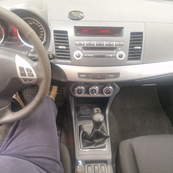 Mitsubishi lancer 1,8i Швейцария