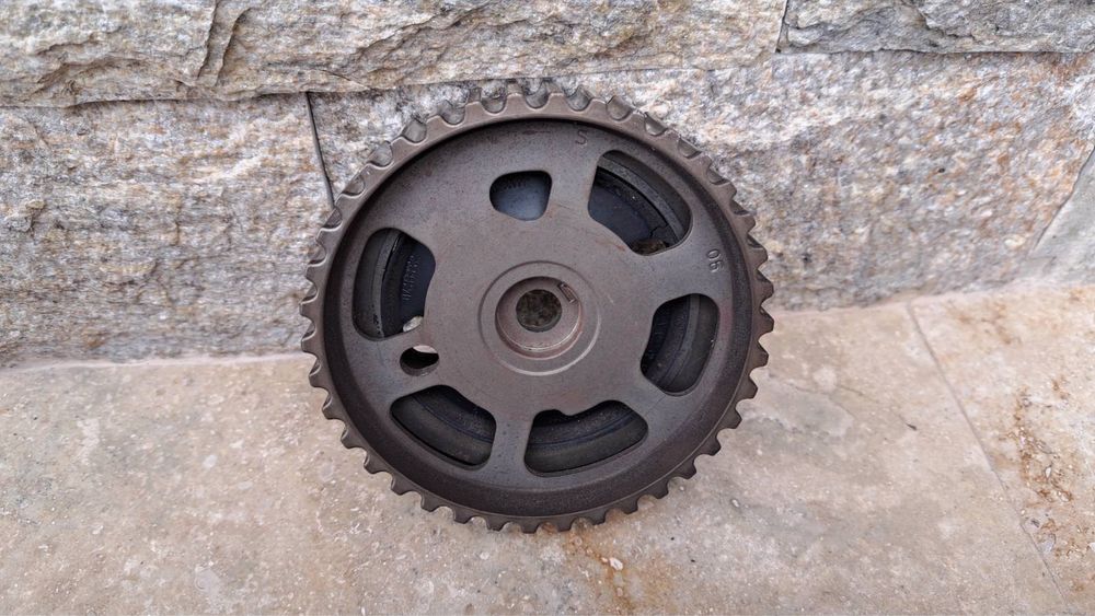 Ангренажно (зъбно) колело изпускателен вал Пежо 207 CFU/Peugeot 207CFU