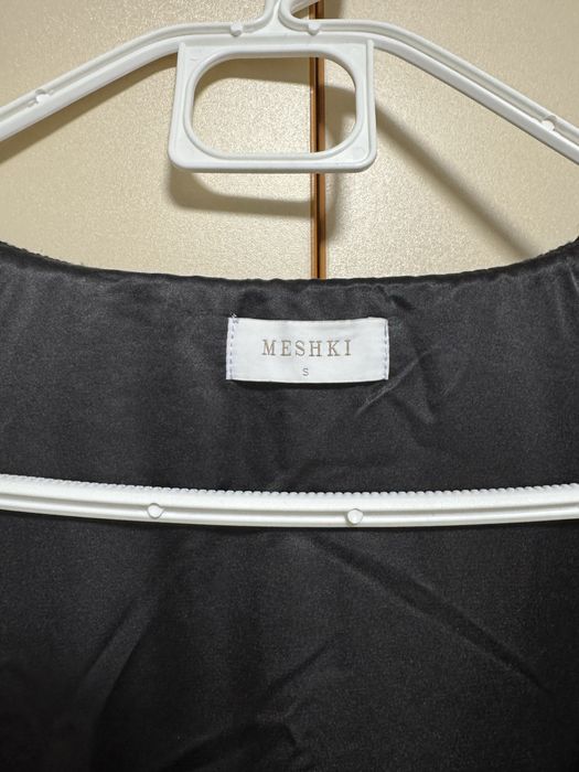 Букле рокля Meshki