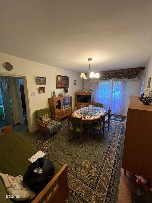 Apartament 4 camere Podu Ros