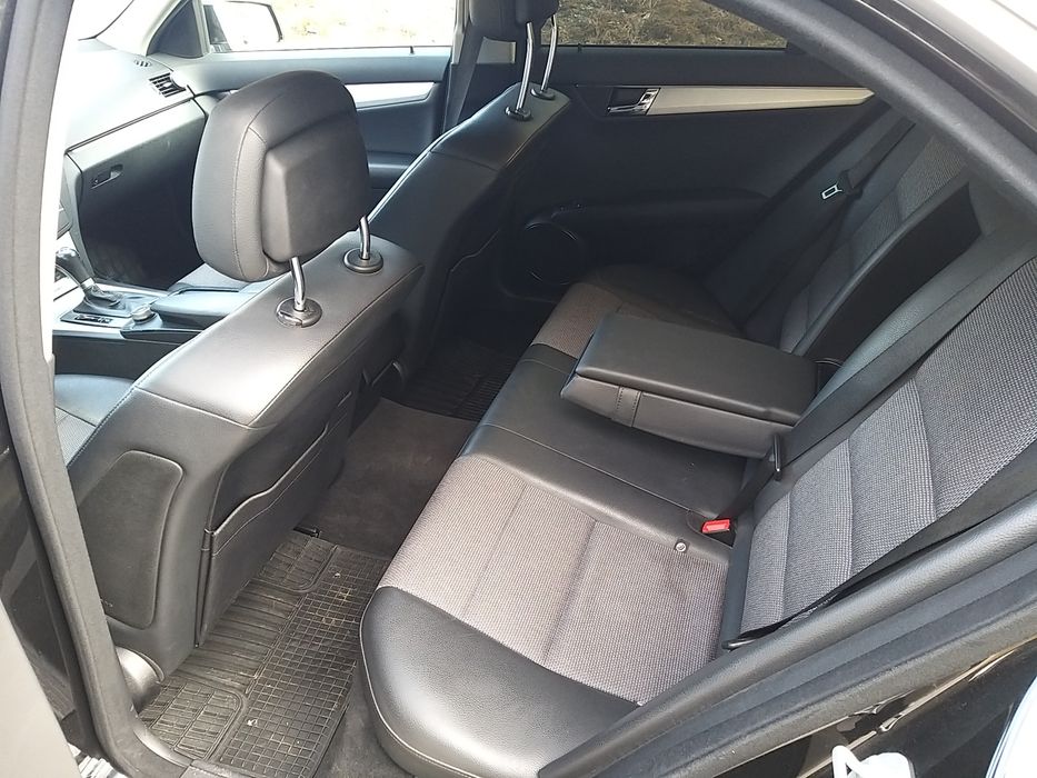 Mercedes C class 2011