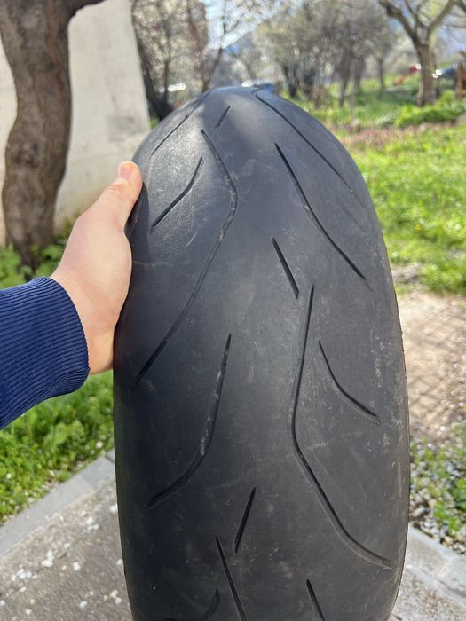 Гуми за мотор Гуми