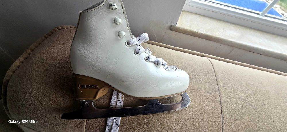 Кънки за фигурно пързаляне Edea Brio 210