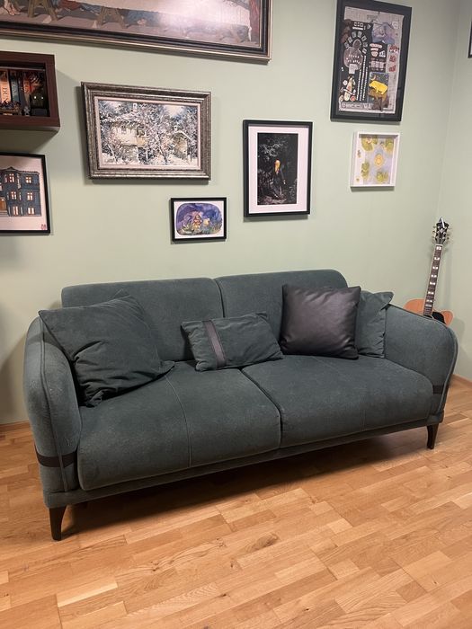 Диван LINZ 2.5 местен зеле.