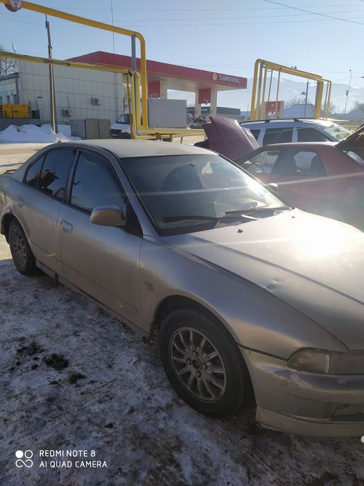 Митсубиси Галант 8