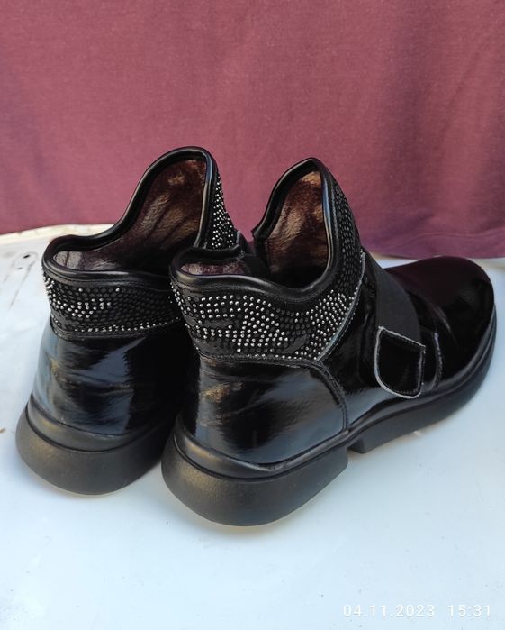 Обувь для девочки осень , зима