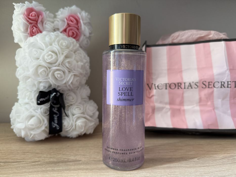 Victoria’s Secret Love Spell Shimmer Fragrance Body Mist