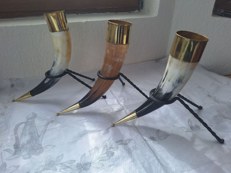 Чаша от естствен рог, викингска чаша