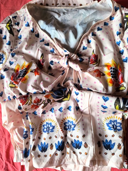 Сатениран комплект от две части