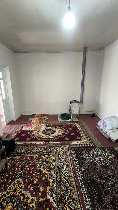 Уй сотилади Самарканд, янгикургон кишлоги 13 сутик 80.000$