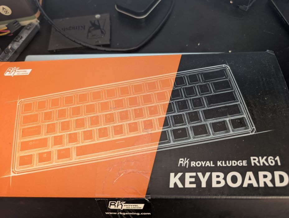 Okazie ‼️Royal Kludge RGB mecanica - la cutie !