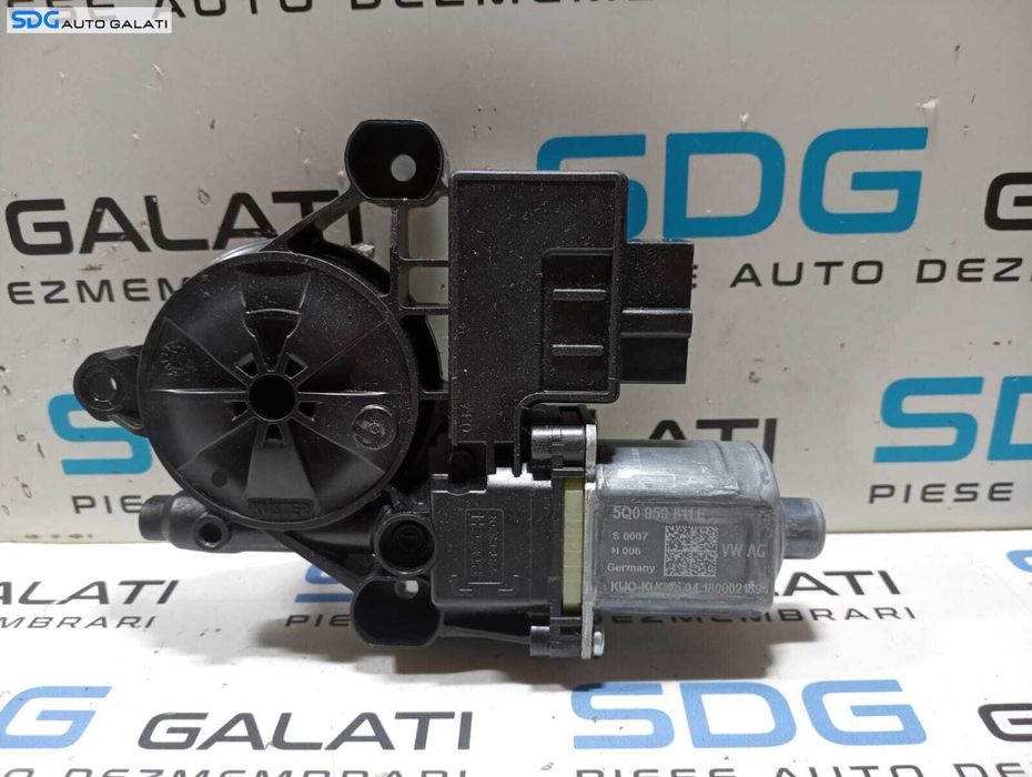 Motoras Geam Macara Electrica Usa Portiera Stanga Spate Skoda Octavia 3 Break Combi 2013 - 2017 Cod 5Q0959811E [M5797]