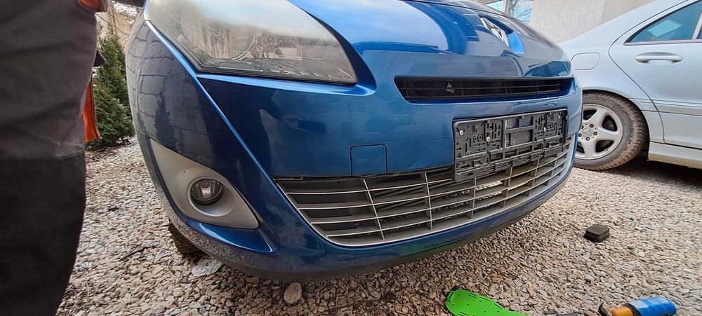 Renault Grand Scenic 1.5 DCI 110 к.с
