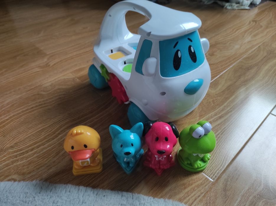 Jucărie interactiva masinuta