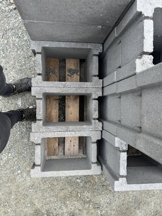 Boltari beton vibropresati