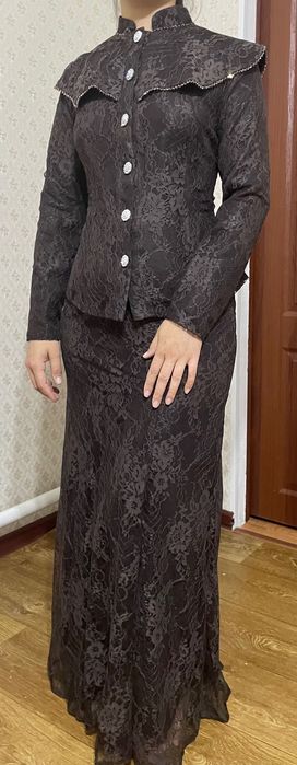 Женская вечерняя одежда